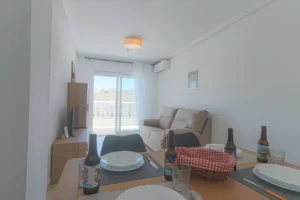 1743690354603